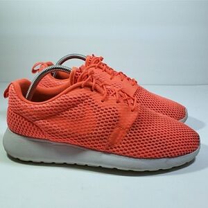 Nike Roche One Flyknit Neon Sneakers